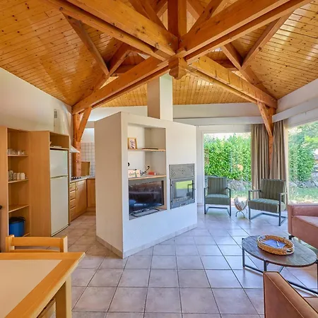 Vakantiepark Francecomfort - L'espinet 3*